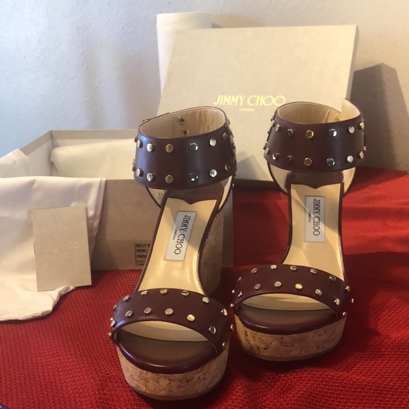 Jimmy choo shinny leather w/ studs. Vino and light gold in color Nelly 100 - Picture 3 of 9